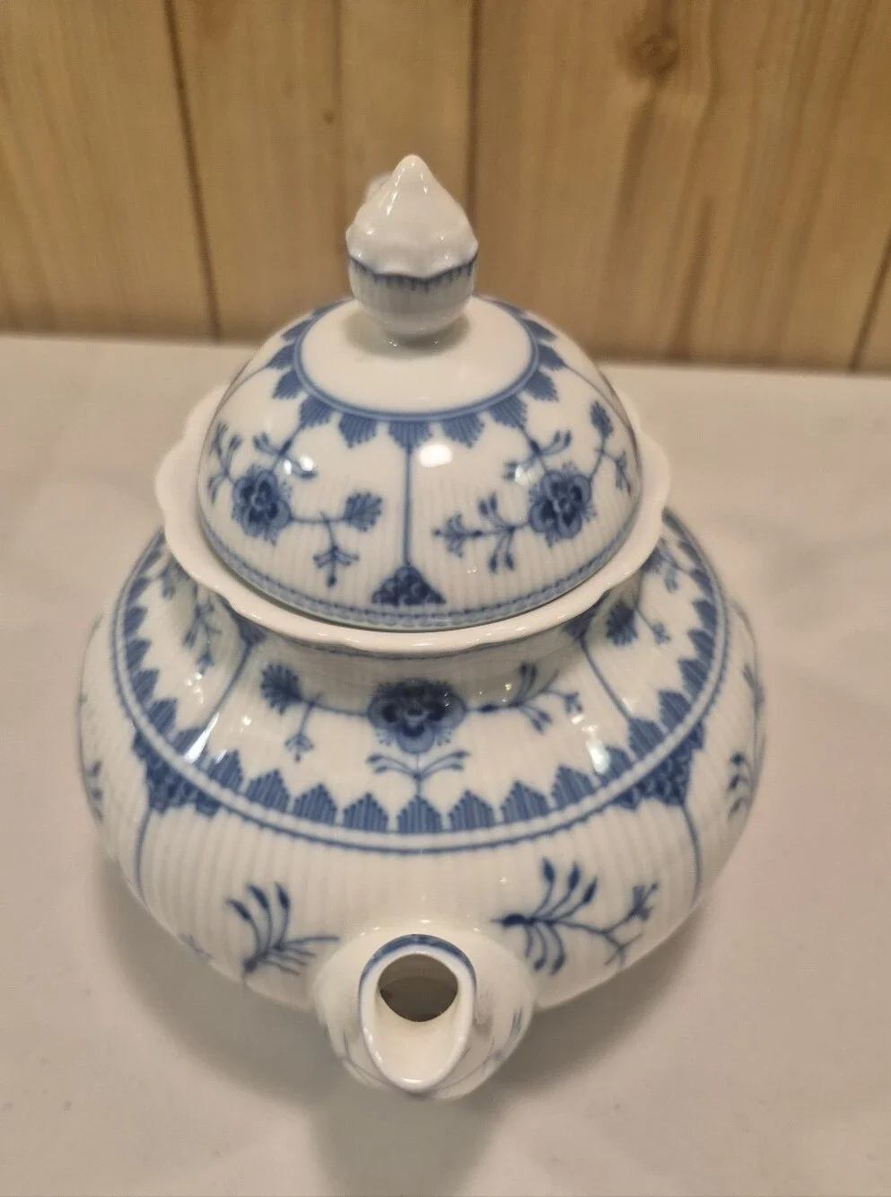 Vintage Kaiser Romantica Bornholm Blue & White  Design Porcelain Tea Pot W/Lid